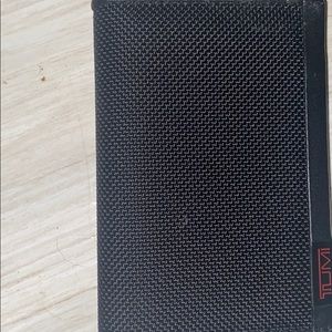 Very nice leather Walet they are 120 altogether